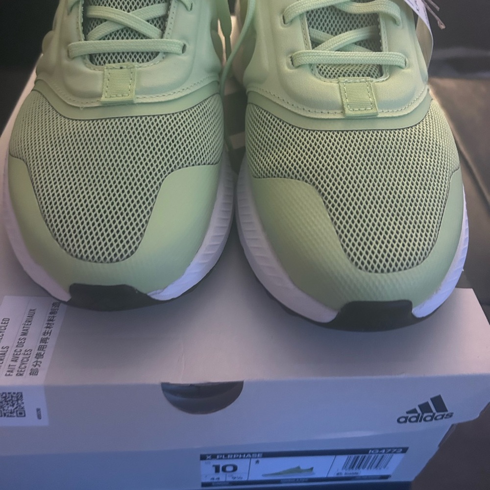Adidas men lime Green Sneakers